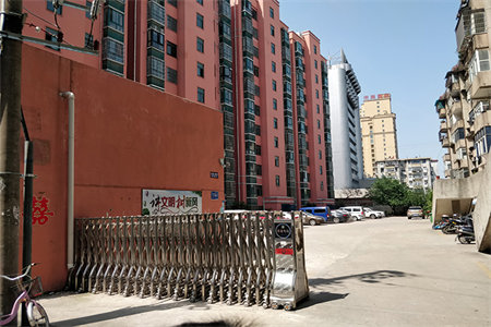 东方今典C区南北通透3室2厅满二120平楼层好